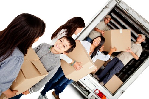 Man With Van Enfieldlock helping with a local move